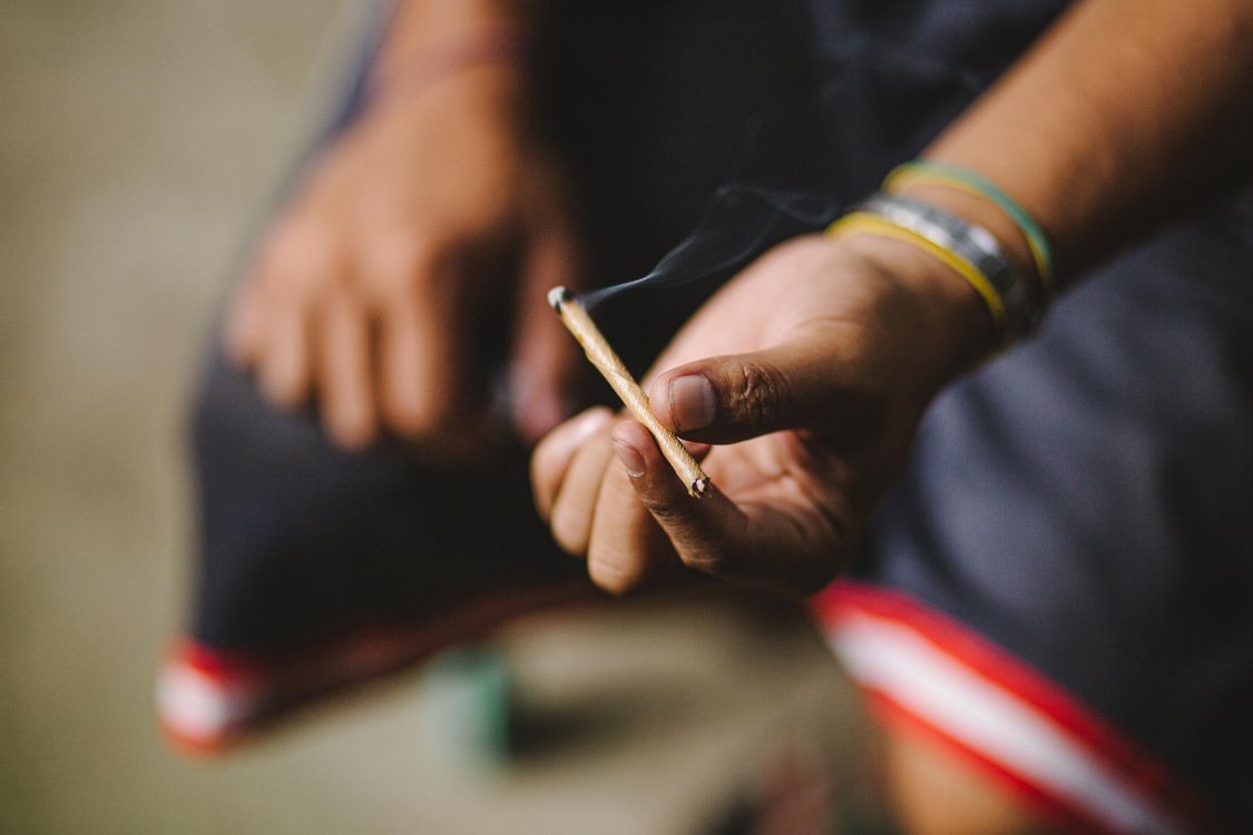 Foto von Denniz Futalan – Joints,Spliffs & Blunts - Was ist der Unterschied?