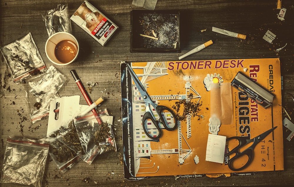 Bild zum Thema Woher kommt das Wort „Stoner“?